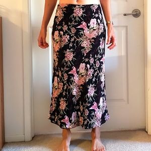Vintage print maxi skirt